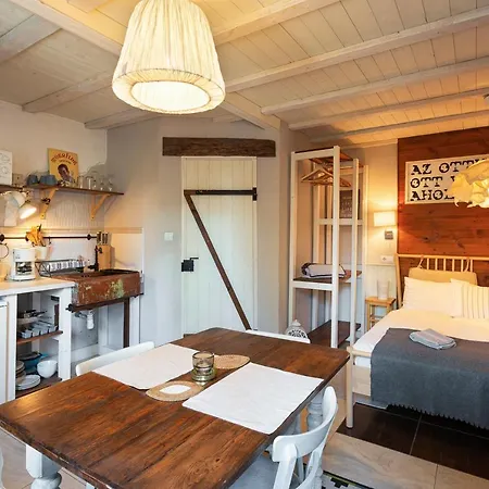 Patakpart Vendeghaz Daire